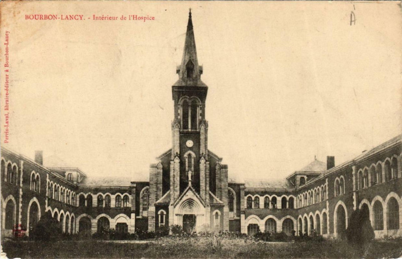 Carte postale ancienne Bourbon-Lancy Intérieur de l'Hospice à Bourbon-Lancy