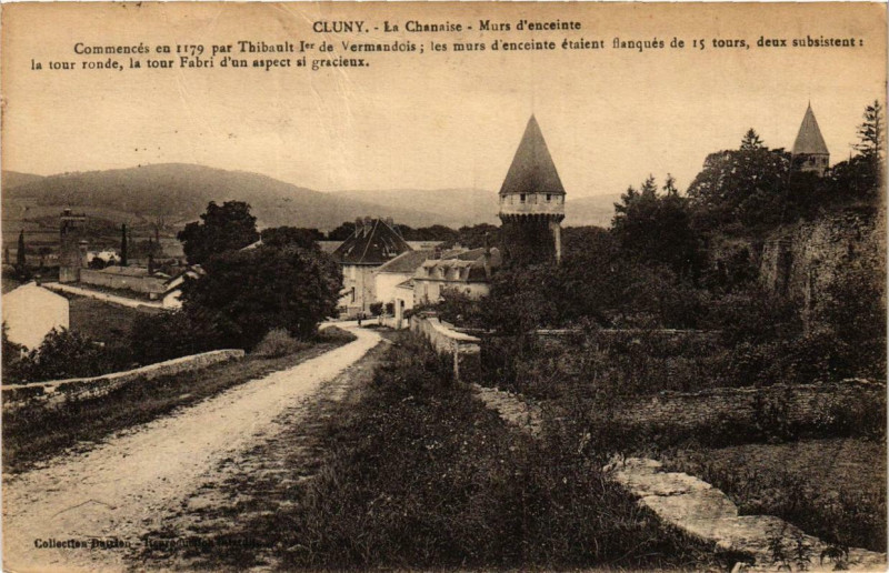 Carte postale ancienne Cluny La Chanaise, Murs d'enceinte à Cluny
