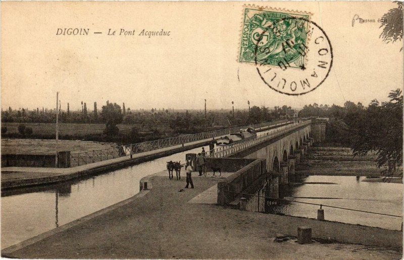 Carte postale ancienne Digoin Le Pont Acqueduc à Digoin