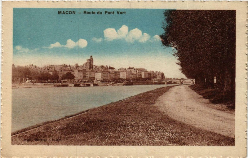 Carte postale ancienne Macon Route du Pont Vert à Mâcon