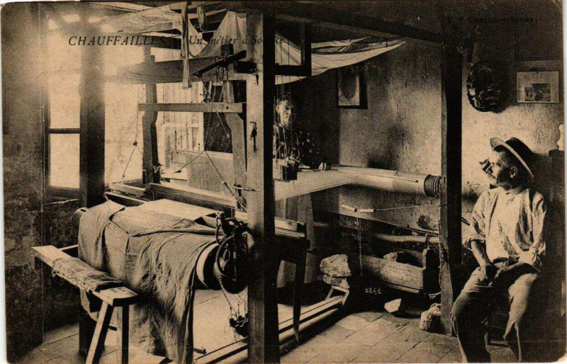 Carte postale ancienne Chauffailles Un métier à Chauffailles