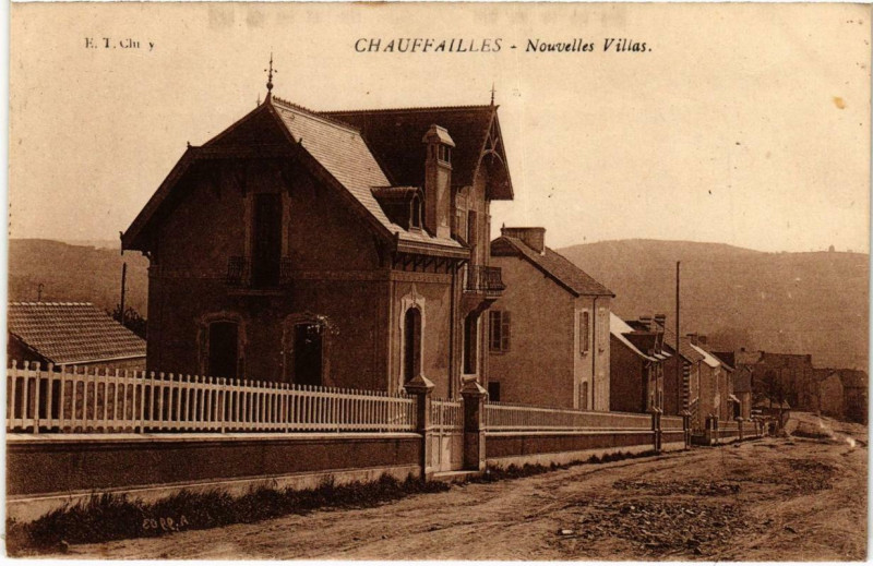 Carte postale ancienne Chauffailles Nouvelles Villas à Chauffailles