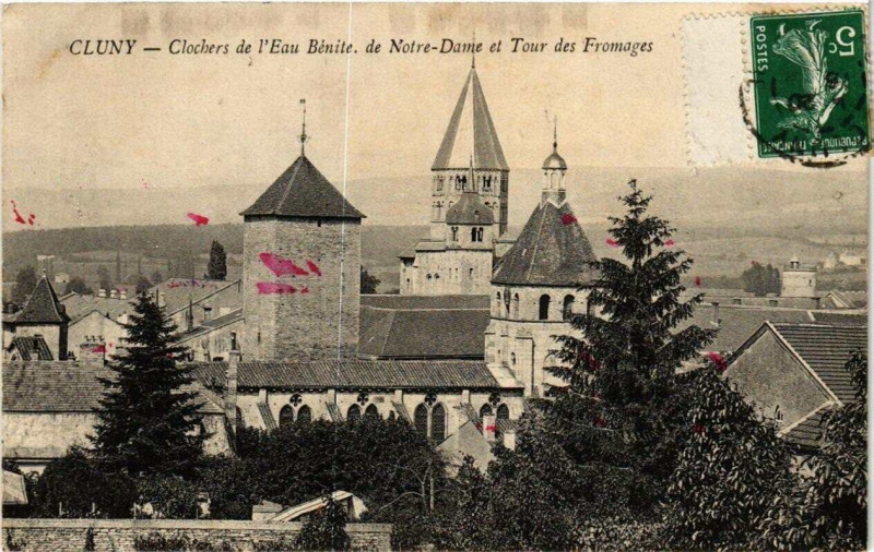 Carte postale ancienne Cluny Clochers de l'Eau Benite, de Notre Dame à Cluny