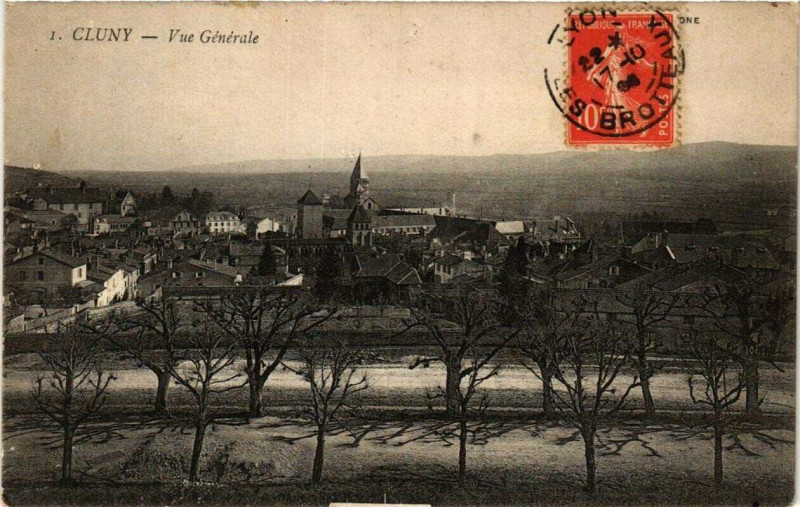 Carte postale ancienne Cluny Vue générale à Cluny