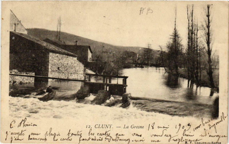 Carte postale ancienne Cluny La Grosne à Cluny