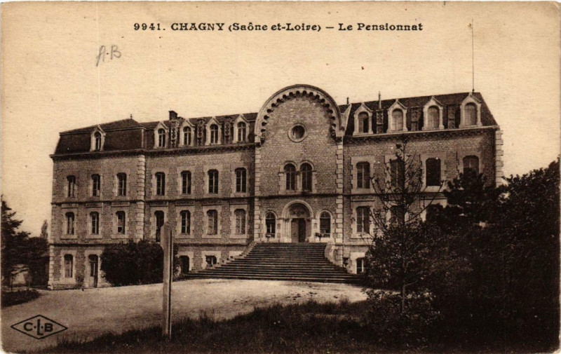 Carte postale ancienne Chagny Le Pensionnat à Chagny