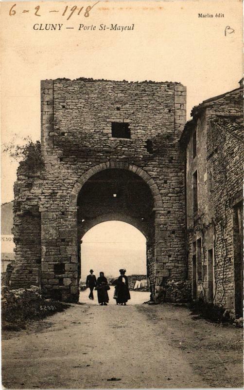 Carte postale ancienne Cluny Porte Saint-Mayeul à Cluny