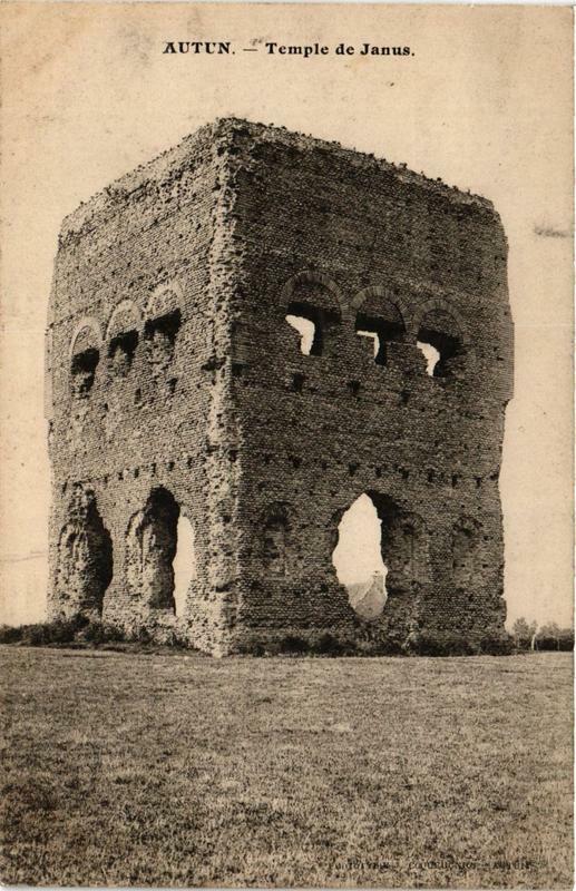 Carte postale ancienne Autun Temple de Janus à Autun
