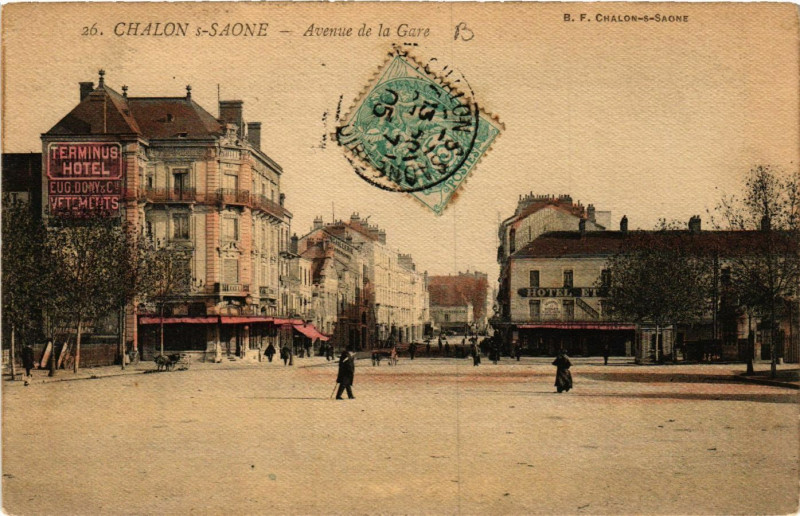 Carte postale ancienne Chalon-sur-Saone - Avenue de la Gare à Chalon-sur-Saône