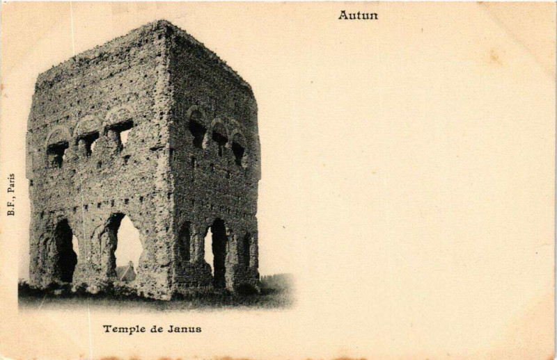 Carte postale ancienne Autun Temple de Janus à Autun