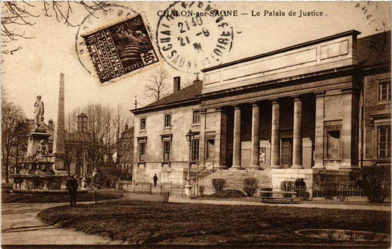Carte postale ancienne Chalon-sur-Saone - Le Palais de Justice à Chalon-sur-Saône