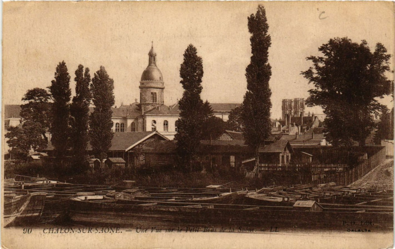 Carte postale ancienne Chalon-sur-Saone - Une Vue sur le PetitBras de la Saone à Chalon-sur-Saône