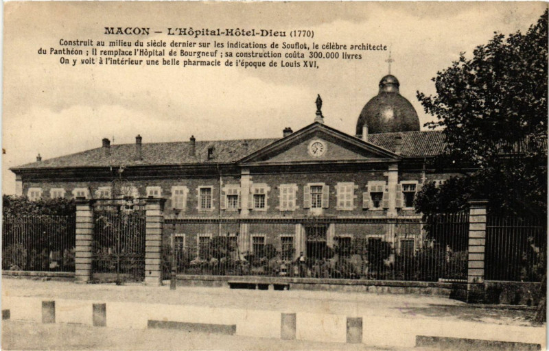 Carte postale ancienne Macon - L'Hopital-Hotel-Dieu à Mâcon