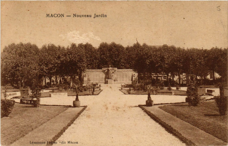 Carte postale ancienne Macon - Nouveau Jardin à Mâcon