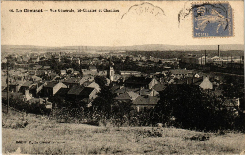 Carte postale ancienne Le Creusot - Vue générale - Saint-Charles et Chanliau au Creusot