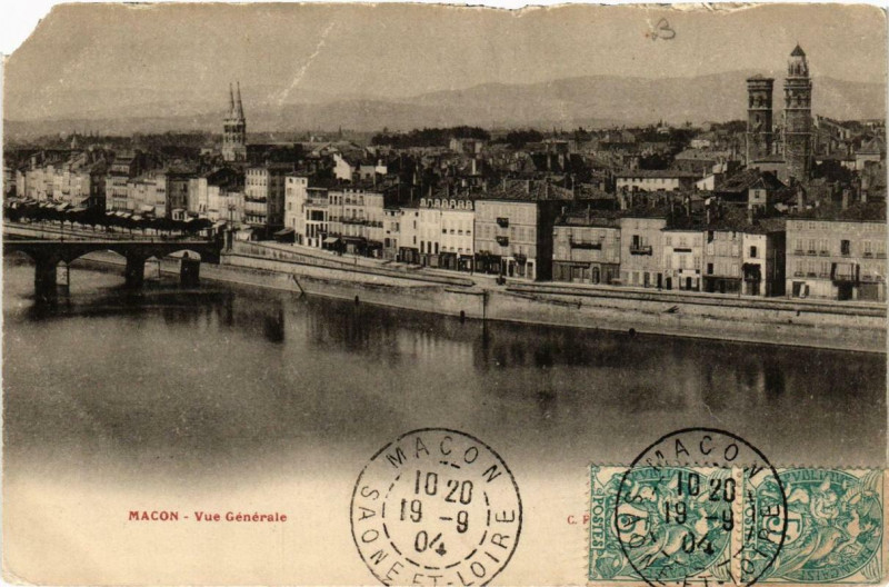 Carte postale ancienne Macon Vue générale à Mâcon