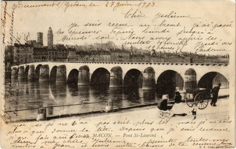 Carte postale ancienne Macon Pont Saint-Laurent à Mâcon