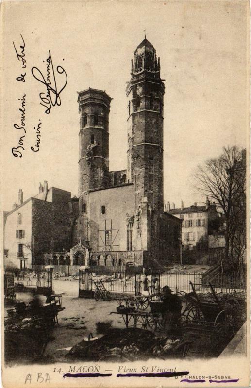Carte postale ancienne Macon Vieux Saint-Vincent à Mâcon