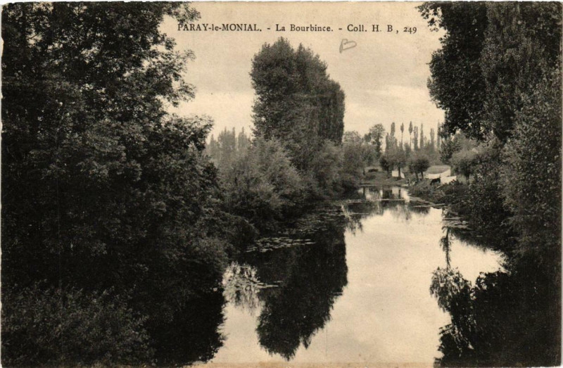 Carte postale ancienne Paray-le-Monial La Bourbince à Paray-le-Monial