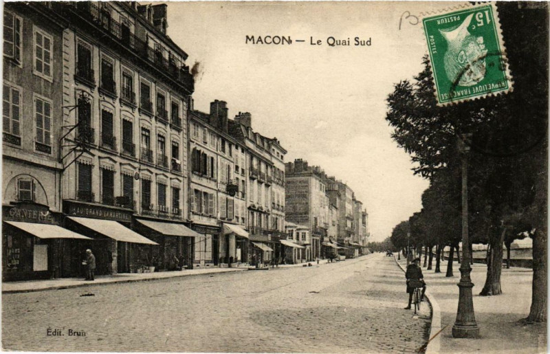 Carte postale ancienne Macon Le Quai Sud à Mâcon