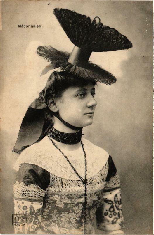 Carte postale ancienne Maconnaise