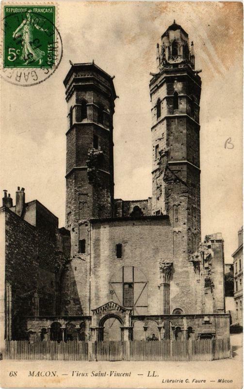 Carte postale ancienne Macon Vieux Saint-Vincent à Mâcon