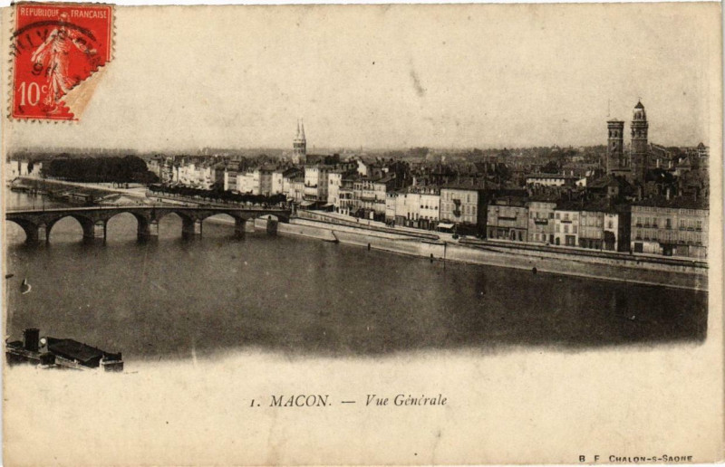 Carte postale ancienne Macon Vue générale à Mâcon