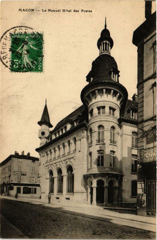 Carte postale ancienne Macon Le Nouvel Hotel des Postes à Mâcon