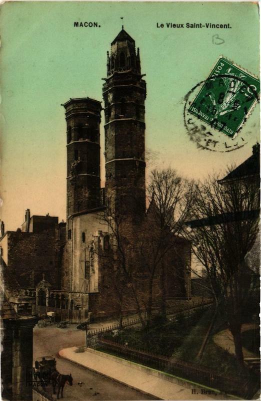 Carte postale ancienne Macon Le vieux Saint-Vincent à Mâcon