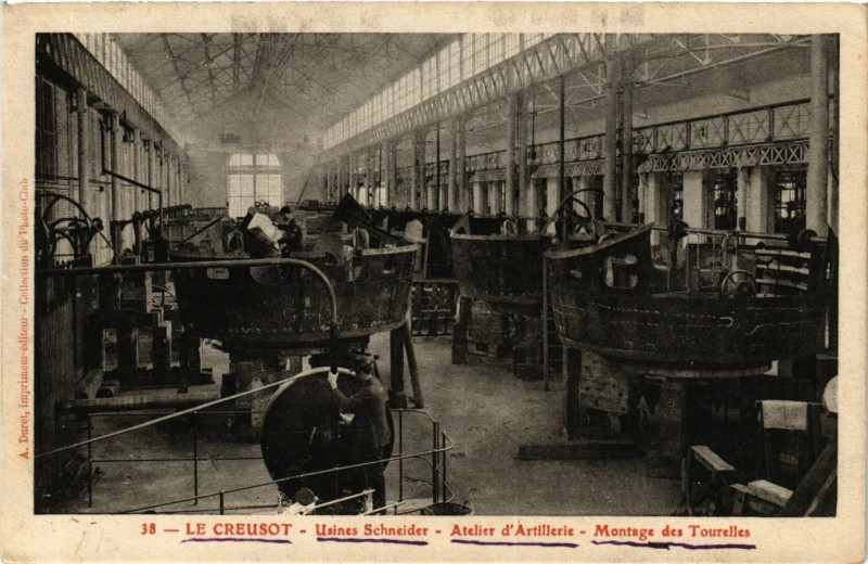 Carte postale ancienne Le Creusot - Usines Schneider - Atelier d'Artillerie au Creusot