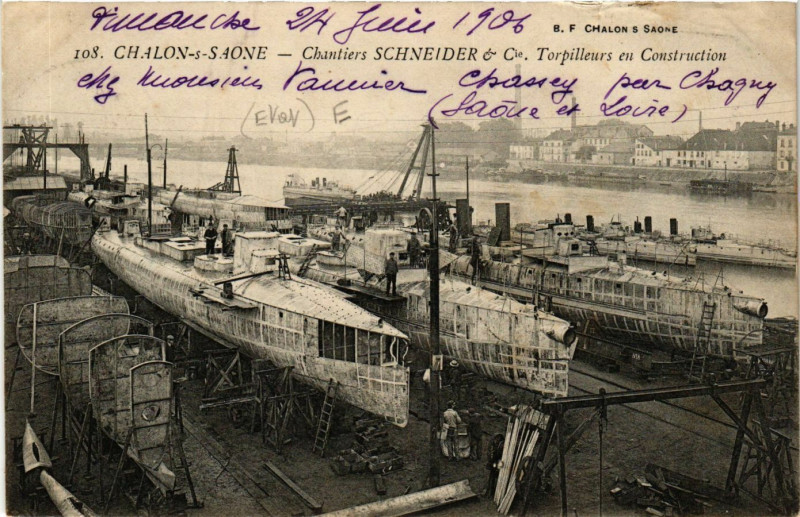 Carte postale ancienne Chalon-sur-Saone - Torpilleurs en Construction à Chalon-sur-Saône