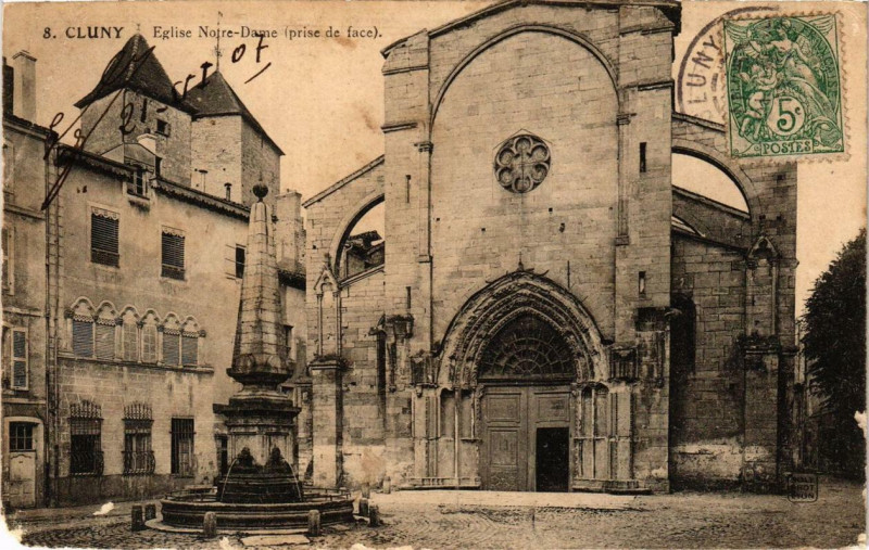 Carte postale ancienne Cluny Eglise N.-D. à Cluny