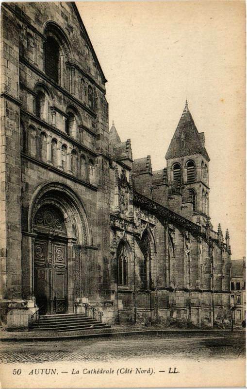 Carte postale ancienne Autun La Cathédrale à Autun