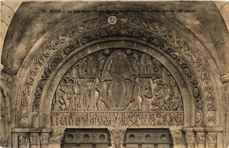 Carte postale ancienne Autun La Cathédrale à Autun