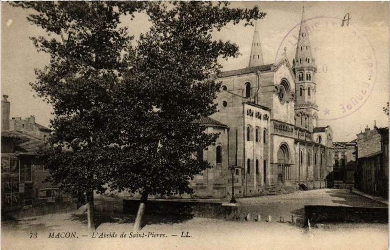 Carte postale ancienne Macon L'Abside de Saint-Pierre à Mâcon