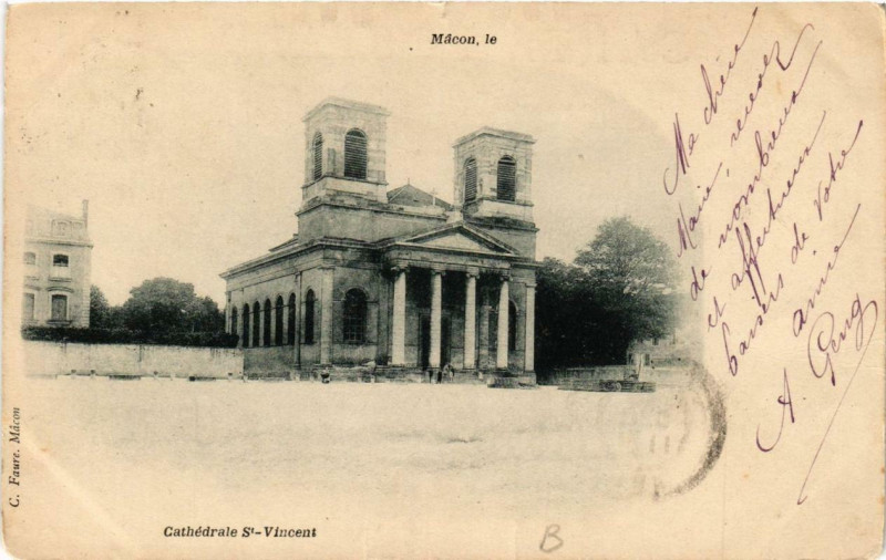 Carte postale ancienne Macon le Cathédrale Saint-Vincent à Mâcon