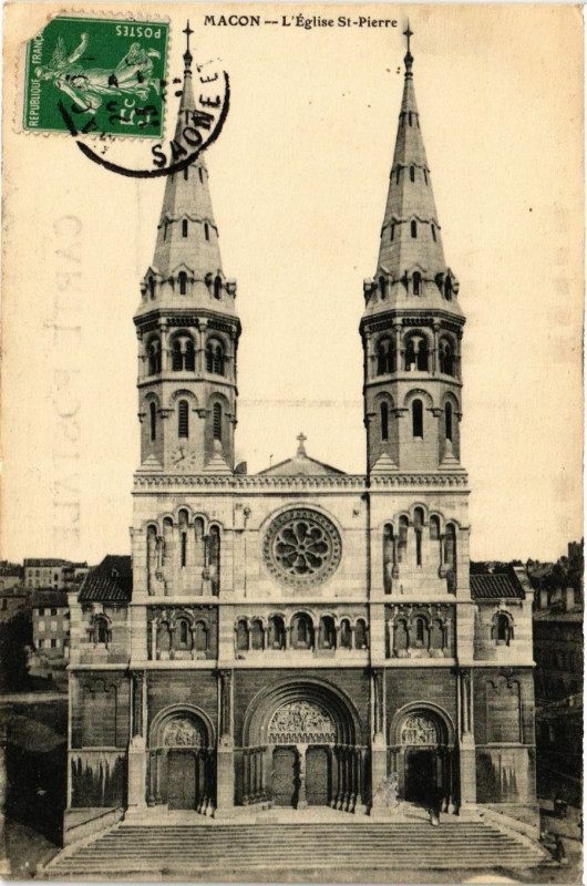 Carte postale ancienne Macon - Eglise Saint-Pierre à Mâcon