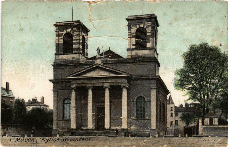 Carte postale ancienne Macon Eglise Saint-Vincent à Mâcon