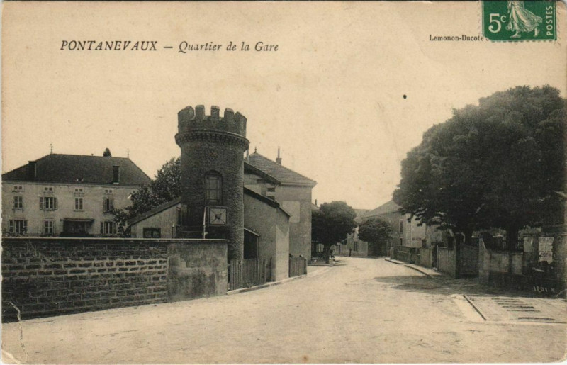 Carte postale ancienne Pontanevaux Quartier de la Gare