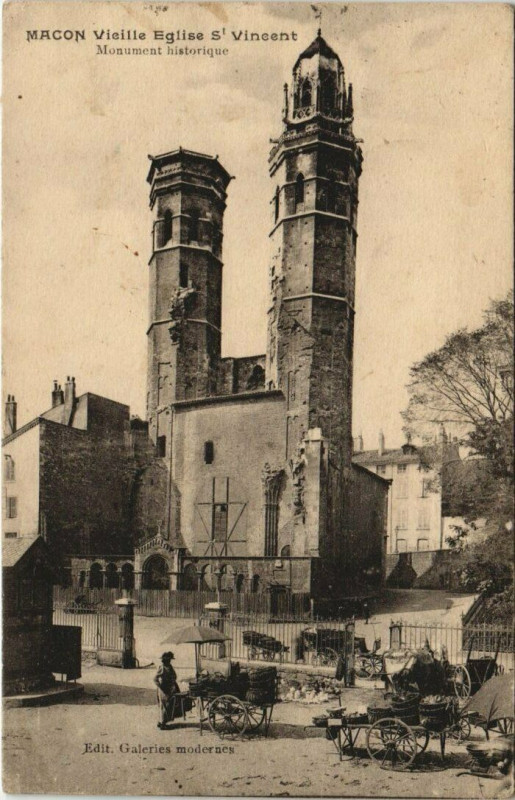 Carte postale ancienne Macon Vieille Eglise Saint-Vincent Monument historique à Mâcon