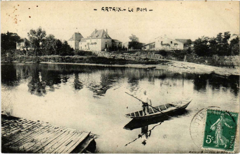 Carte postale ancienne Artaix - Le Port à Artaix