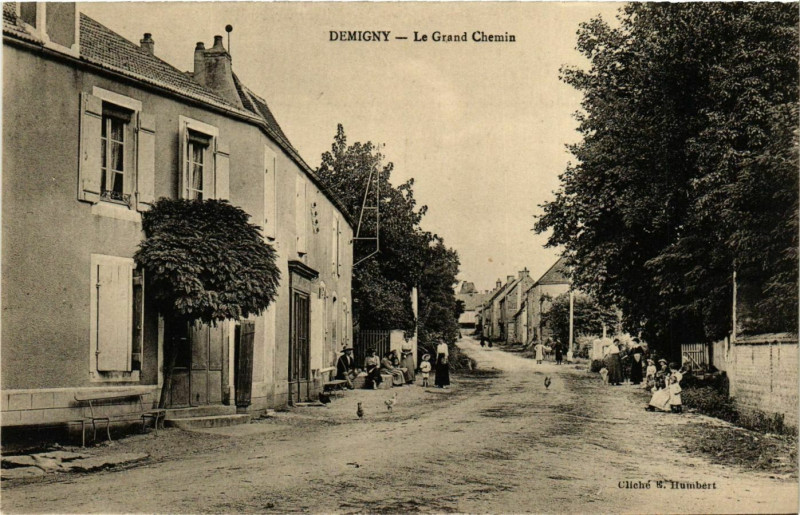 Carte postale ancienne Demigny Le Grand Chemin France à Demigny