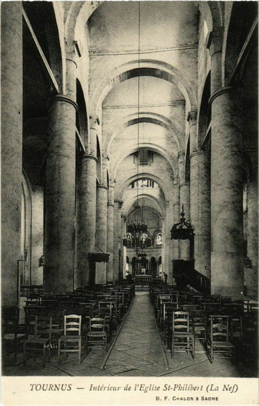 Carte postale ancienne Tournus Interieur de l'Eglise St.Philibert France à Tournus