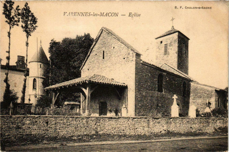 Carte postale ancienne Varennes les Macon Eglise France à Mâcon
