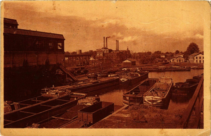 Carte postale ancienne Montceau les Mines Le nouveau Port de Lucy France à Mont