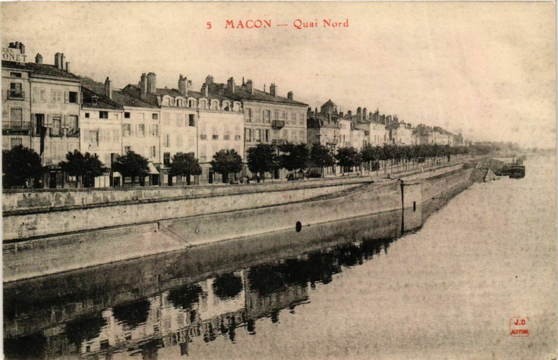 Carte postale ancienne Macon Quai Nord France à Mâcon