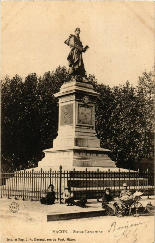 Carte postale ancienne Macon Statue de Lamartine France à Mâcon