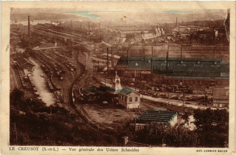 Carte postale ancienne Le Creusot Vue Generale des Usines Schneider France au Creusot