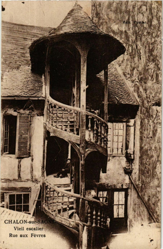 Carte postale ancienne Chalon sur Saone Vieil escalier, Rue aux Fevres France