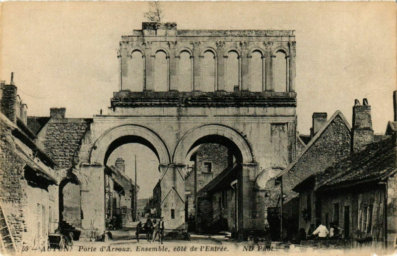 Carte postale ancienne Autun Porte d'Arroux France à Autun